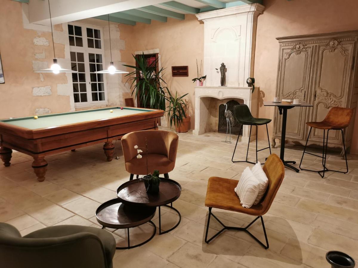 Chateau De La Vallade Saint-Porchaire المظهر الخارجي الصورة