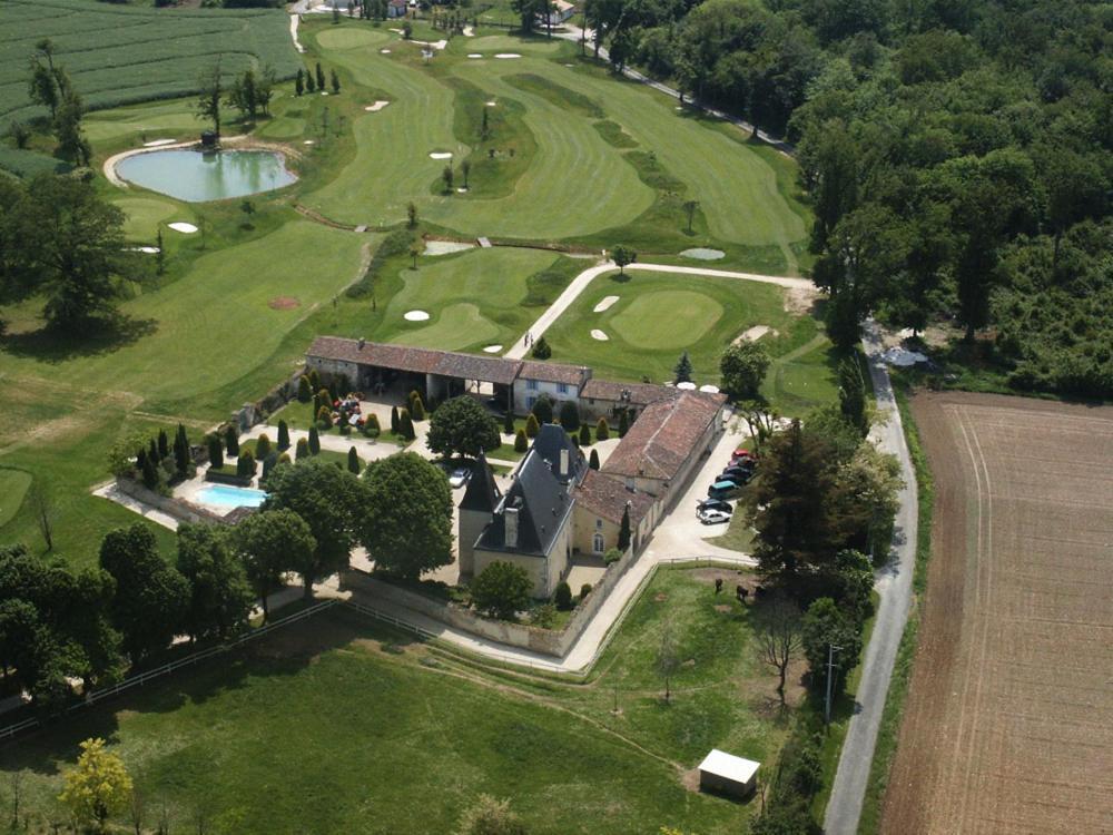 Chateau De La Vallade Saint-Porchaire المظهر الخارجي الصورة